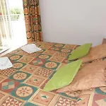Miami 3*
